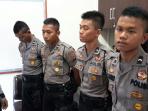 polisi-diamankan_20160612_180138.jpg