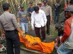 polisi-dibantu-warga-mengevakuasi-jasad-pekerja-ladang-te.jpg
