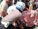 polisi-evakuasi-korban-kecelakaan_20171211_151614.jpg