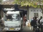 polisi-gerebek-pabrik-jamu-bercampur-obat-kimia_20160921_105724.jpg