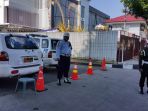 polisi-jaga-jalan-di-denpasar_20170312_091638.jpg