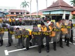 polisi-lakukan-simulasi-pengamanan-pilkada-banten_20160908_111645.jpg