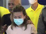 polisi-mengamankan-wanita-bernama-sararat-rangsiwuthaporn.jpg