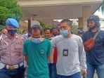 polisi-menggiring-pelaku-penyebaran-video-hoaks.jpg