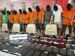 polisi-meringkus-komplotan-order-fiktif-taksi-daring_20180131_174833.jpg