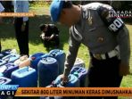 polisi-musnahkan-miras-tradisional-jenis-ballo_20170203_130947.jpg