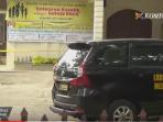 polisi-olah-tkp-teror-gereja-di-medan_20160830_103203.jpg