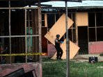 polisi-periksa-lokasi-ledakan-di-tanah-abang_20150408_191904.jpg