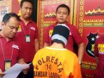 polisi-ringkus-pelajar-cabuli-pacarnya_20160419_123506.jpg