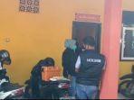 polisi-saat-berada-di-kantor-bpbd-jember-rabu-192021.jpg