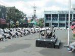 polisi-saling-sujudd.jpg