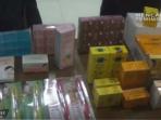 polisi-sita-19-kosmetik-palsu-mengandung-merkuri_20161011_190213.jpg