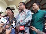 politikus-senior-ppp-hamzah-haz-dan-anies-baswedan_20161116_130809.jpg