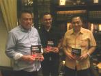 politisi-pdi-perjuangan-olly-dondokambey_20150929_104805.jpg
