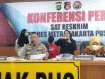 polres-metro-jakarta-pusat-jumpa-pers-kasus-art-bunuh-bayi.jpg