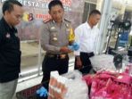 polresta-banda-aceh-sita-kosmetik-ilegal_20181002_085614.jpg