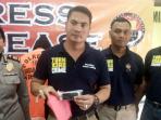 polresta-bandar-lampung-meringkus-dua-tersangka-jambret_20161014_144604.jpg