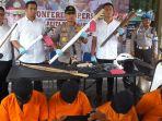 polresta-pekanbaru-menangkap-empat-pelaku-geng-motor-yang.jpg