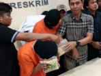 polrestabes-makassar-ringkus-pelaku-narkoba_20150120_091828.jpg