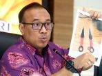 polri-berikan-keterangan-terkait-penusukan-menkopolhukam-wiranto_20191011_200654.jpg