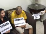 polsek-metro-penjaringan-menggelar-reka-ulang-kasus-pembunuhan-farah-nikmah-ridhallah_20160726_145657.jpg