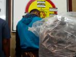 polsek-senapelan-ringkus-dua-warga-pemilik-81kg-daun-ganja_20160804_154054.jpg