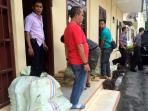 polsek-tanjung-pura-gagalkan-peredaran-150-kg-ganja-kering-asal-aceh_1_20160604_145550.jpg