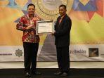 poltracking-indonesia-raih-penghargaan-nih.jpg