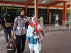 polwan-bantu-haji_20170728_191851.jpg