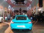 porsche-new-718-cayman_20170227_184352.jpg