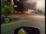 pos-polisi-fajar-indah-di-solo-terbakar_1.jpg