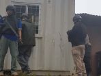 pos-satgas-brimob-di-mp67-dan-mp66-pt-freeport-indonesia_20171029_155727.jpg