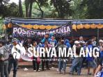posko-tiket-nonton-arema_20160403_165002.jpg