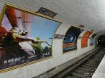 poster-poster-promosi-prancis-terbuka-berjejer-di-stasion-porte-de-auteulli_20160609_171332.jpg