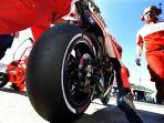 potensi-bahaya-penggunaan-ban-slick-untuk-motor-harian.jpg
