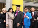 potret-anak-bungsu-hotman-paris-saat-lulus-kuliah-dan-diwisuda.jpg