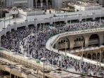 potret-jutaan-jamaah-haji-beribadah-di-makkah_20240614_135659.jpg
