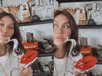 potret-selfie-agnez-mo-dengan-piala-ke-194-nya.jpg