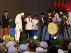 prabowo-dan-jokowi-di-muktamar-sufi-internasional.jpg