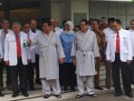 prabowo-dan-sandiaga-tes-kesehatan_2_20180813_091112.jpg