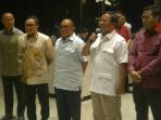 prabowo-di-bakrie-tower_20150903_201855.jpg