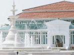 pracima-tuin-di-pura-mangkunegaran.jpg