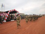 prajurit-tni-di-afrika-terima-medali-un_20160725_140021.jpg