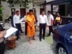 prarekonstruksi-pembunuhan-luh-tety_1_20160801_111836.jpg