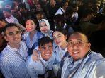 pratama-arhan-datang-di-debat-capres-2024-temani-istri-dan-sang-mertua.jpg