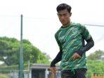 pratama-arhan-terlihat-pasca-fifa-matchday-di-tokyo-verdy.jpg