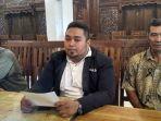 prawoto-kanan-bersama-kuasa-hukumnya-haryo-anindito-tengah_.jpg