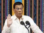 presiden-filipina-rodrigo-duterte-memberi-isyarat.jpg