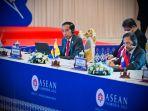 presiden-joko-widodo-atau-jokowi-hadir-dalam-ktt-asean-rrt-ke-25-d.jpg