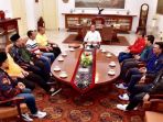 presiden-joko-widodo-dan-9-sekjen-parpol-pendukung_20180801_150043.jpg